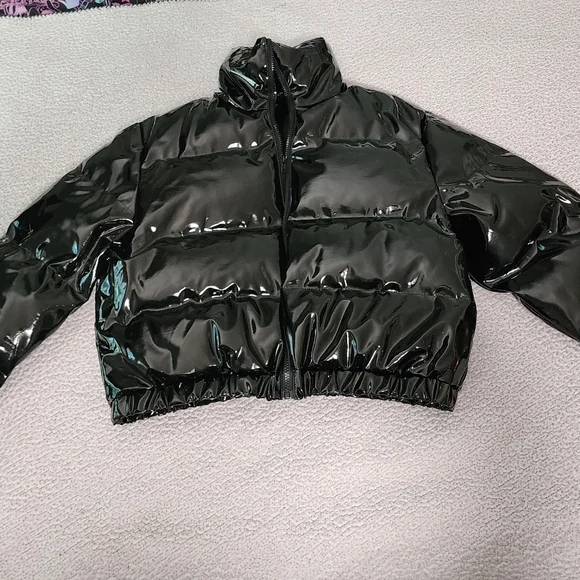 Pretty Little Thing Black Vinyl Puffer Coat - Picture 9 of 12